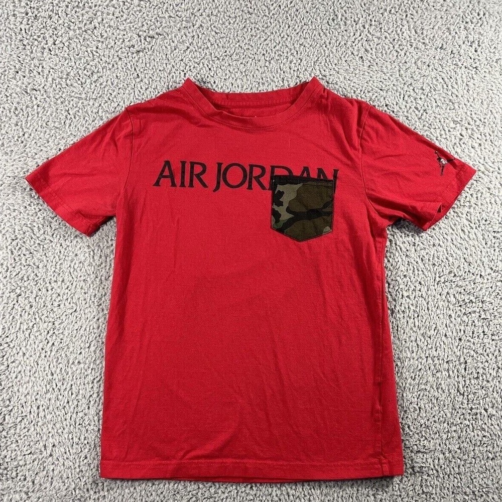 Air Jordan T Shirt Boys Large 12-13 Years Red Camo‎ Pocket Crew Neck Tee